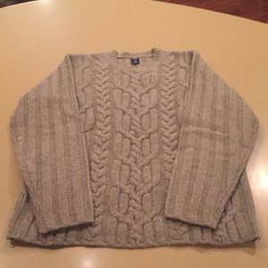 Men’s Gap cable knit lambs wool sweater